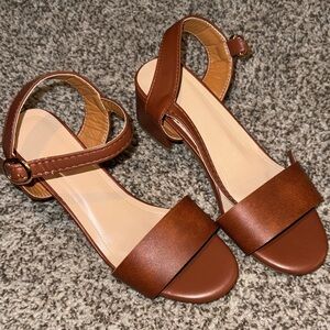 Elegant Brown Women's Sandals